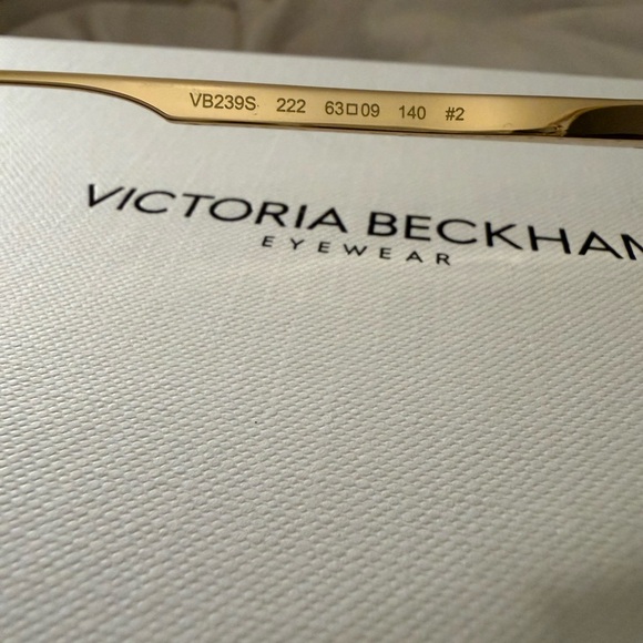 Victoria Beckham NWT Aviator Sunglasses - Picture 6 of 8